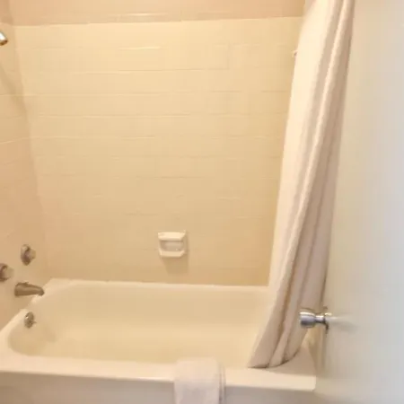 Budget Inn-3