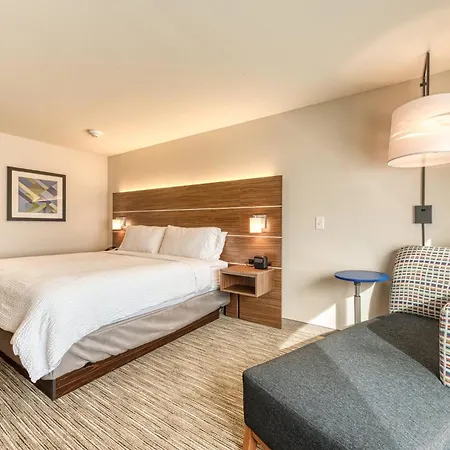 Holiday Inn Express & Suites - Manitou Springs By Ihg-3