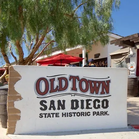 Top Floor Conv Center Free Parking 4 Beds-3