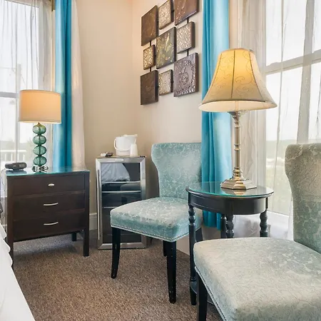 Dreams2Reality | Historic Branson Hotel - Serendipity Room - Downtown-3