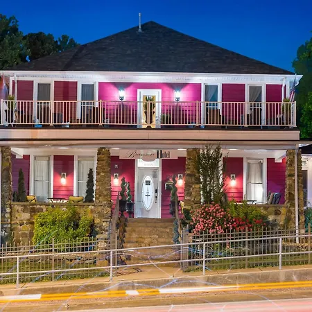 Dreams2Reality | Historic Branson Hotel - Fisherman'S Cove Room - Downtown-2