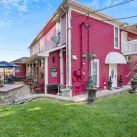 Dreams2Reality | Historic Branson Hotel - Fisherman'S Cove Room - Downtown-3