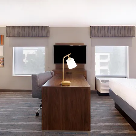 Hampton Inn & Suites Dayton-Vandalia-3