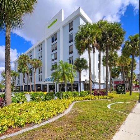 B&B Hotel Miami Airport-3