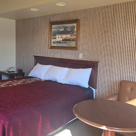 Classic Inn Lancaster-3