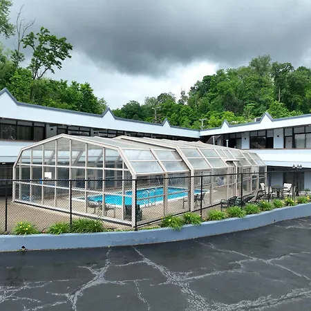Days Inn By Wyndham Pittsburgh-3