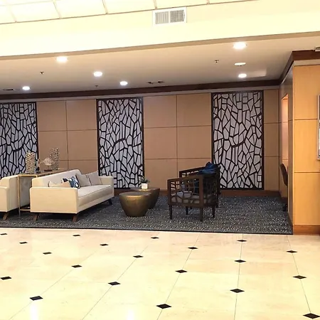 Radisson Suite Hotel Oceanfront-3