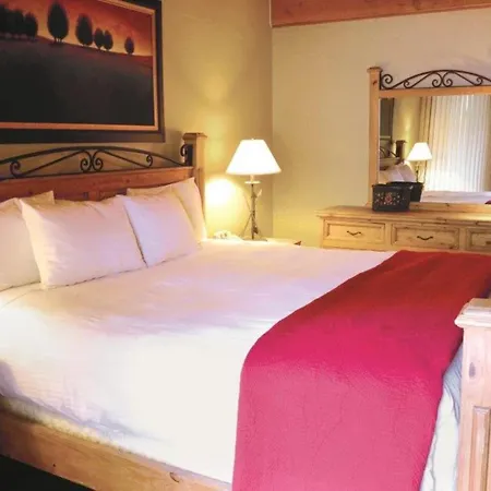Junipine Resort-2