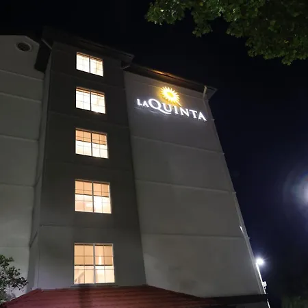 La Quinta Inn And Suites By Wyndham, Ocala-2