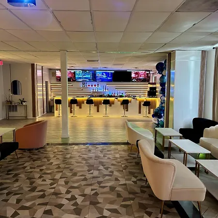 R Nite Star Hotel At Arlington Entertainment District-3
