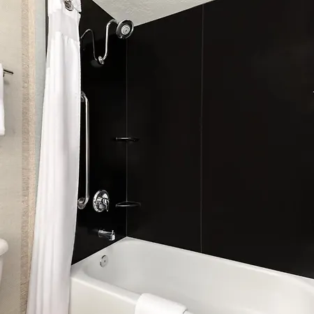 Holiday Inn Express Hotel & Suites Eugene Downtown - University By Ihg-2