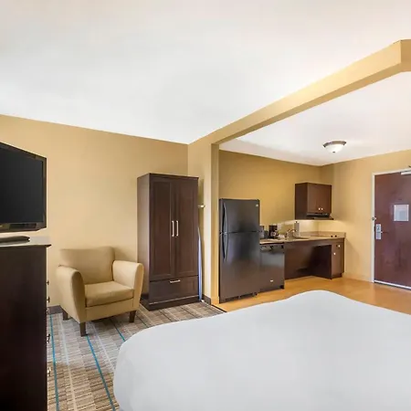 Mainstay Suites Jacksonville Near Camp Lejeune-3