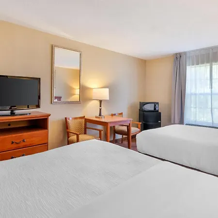 Quality Inn At Bangor Mall-2