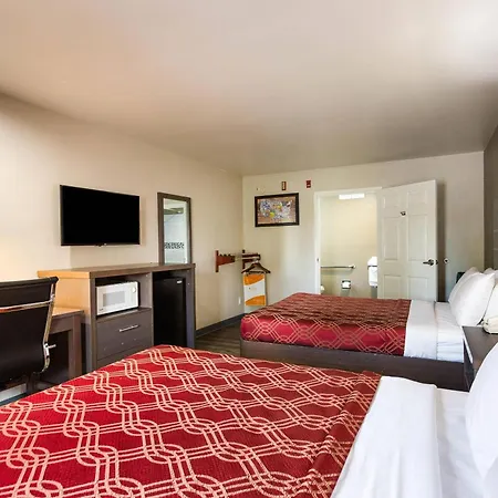Econo Lodge Inn & Suites Murfreesboro Shopping District-3