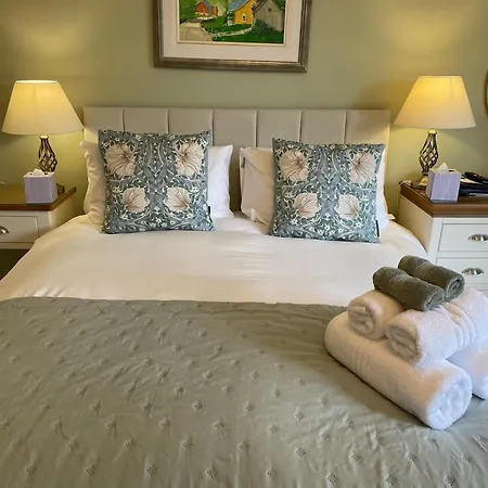 Castlecroft Bed And Breakfast-2