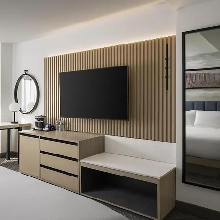Doubletree By Hilton Fort Lee/George Washington Bridge-3