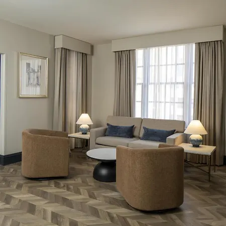 Hampton Inn & Suites Birmingham-Downtown-Tutwiler-3