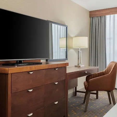 Holiday Inn Oakville Centre By Ihg-2