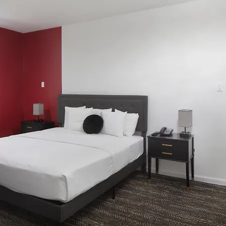 Ramada By Wyndham Jersey City-2