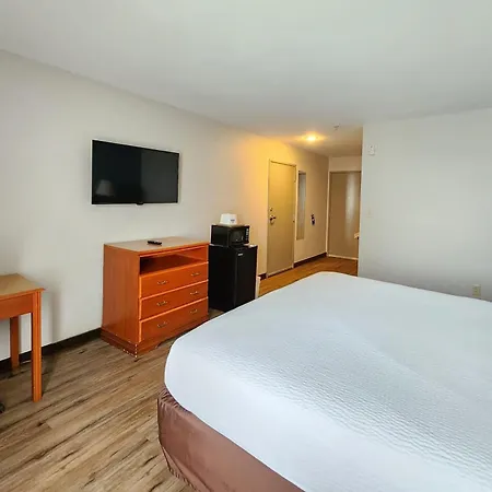 Days Inn & Suites By Wyndham Thibodaux-3