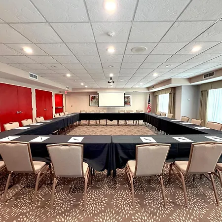 Holiday Inn Express & Suites - Olathe North By Ihg-3