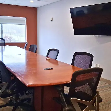 Holiday Inn Express & Suites Port Huron By Ihg-3