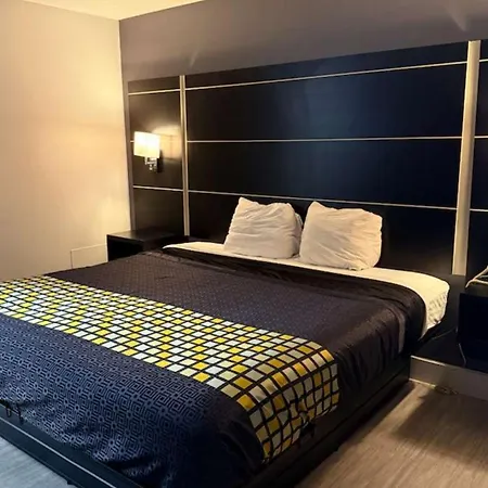 Coratel Inn & Suites By Jasper Hastings-3
