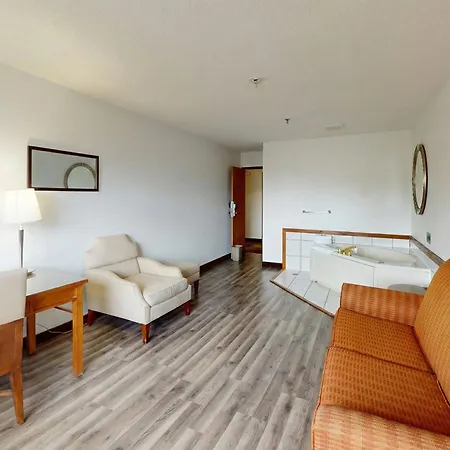 Oscoda Lakeside Hotel-3