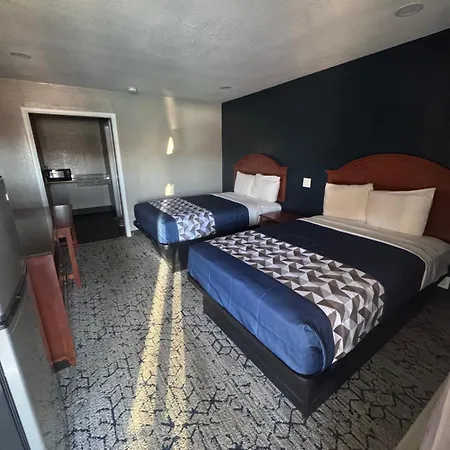 Economy Inn-2