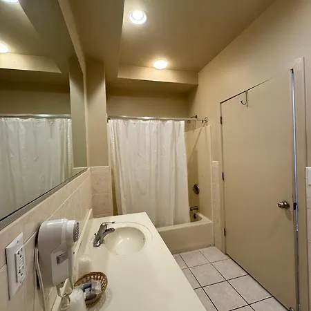 Ebb Tide Suites-3