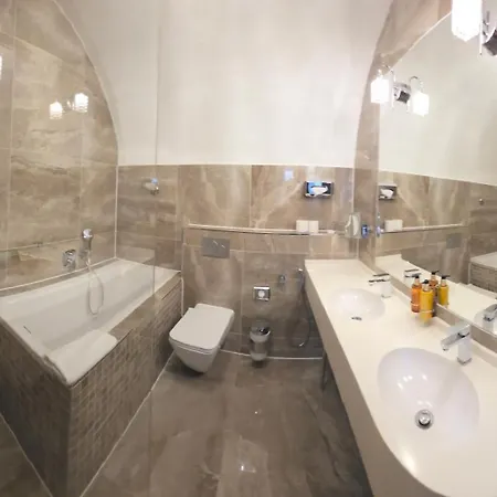 Hotel Grand-2