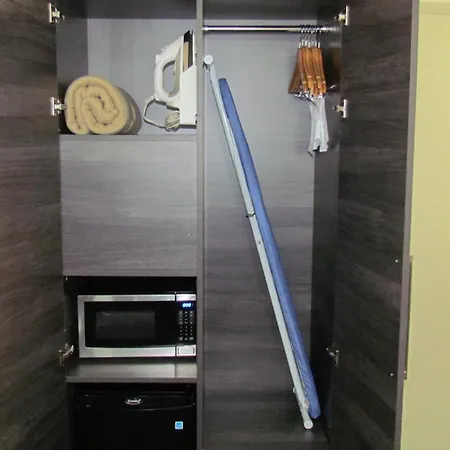 Baymont By Wyndham Murfreesboro-3
