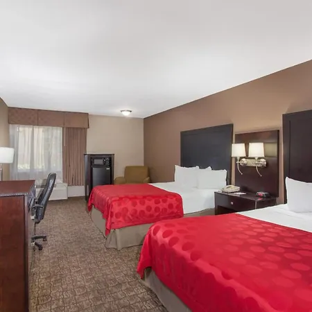 Ramada By Wyndham Fresno North-2