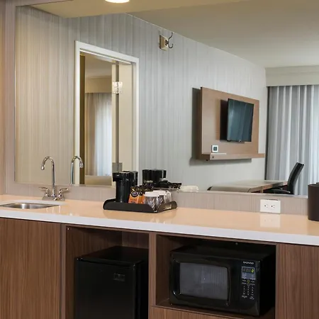 Courtyard By Marriott Livermore-2