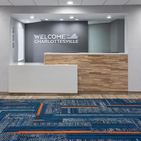 Hampton Inn & Suites Charlottesville At The University-3
