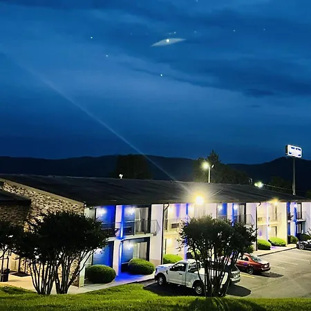 Travelodge By Wyndham Wytheville-2