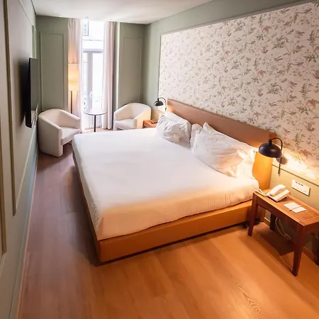 Lisboa Carmo Hotel-2