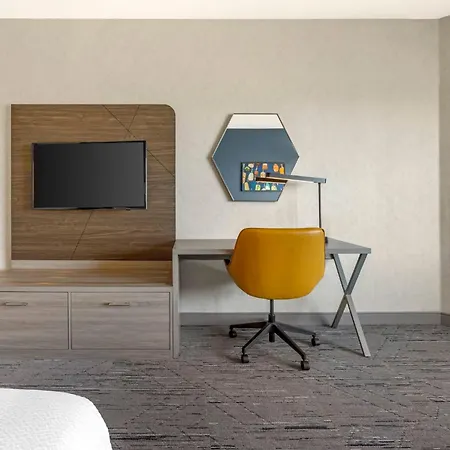 Holiday Inn Express Hotel & Suites Astoria By Ihg-3
