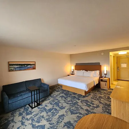 Hampton Inn & Suites Prattville-3