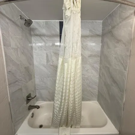Americas Best Value Inn Ponca City-3