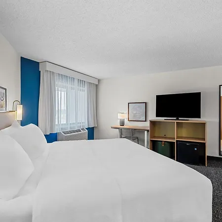Spark By Hilton Cedar Falls-3