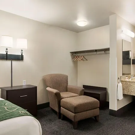 Baymont By Wyndham Glenwood-2