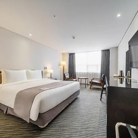 Hotel President-3