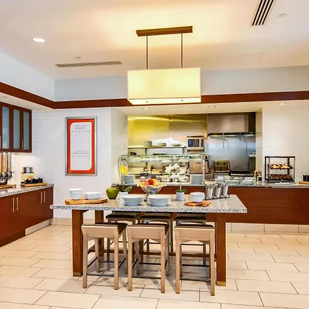 Hilton Garden Inn Alexandria Old Town National Harbor-2