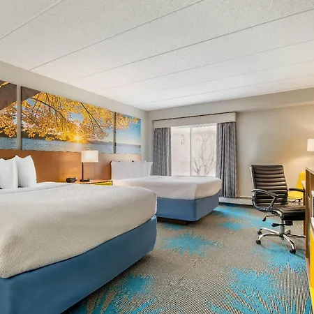 Days Inn By Wyndham International Falls-2
