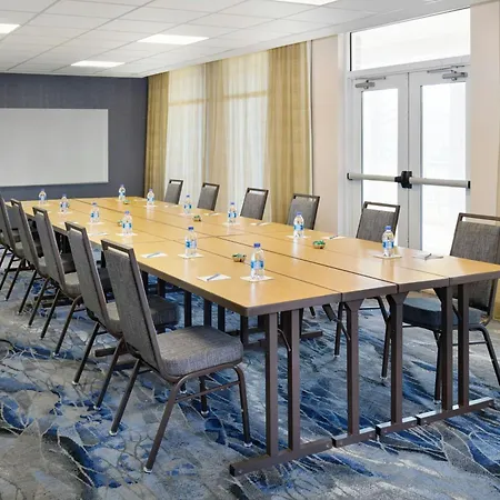 Fairfield Inn & Suites By Marriott Charlotte Airport-3
