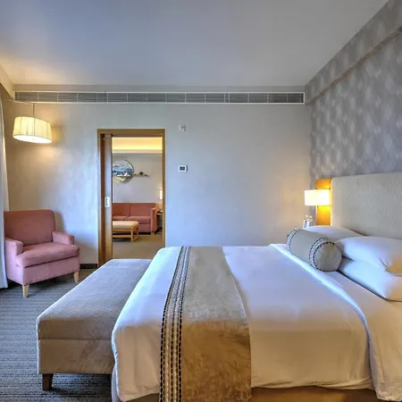 Hyatt Place Hyderabad Banjara Hills-2
