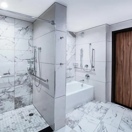 The Charter Hotel Seattle, Curio Collection By Hilton-3