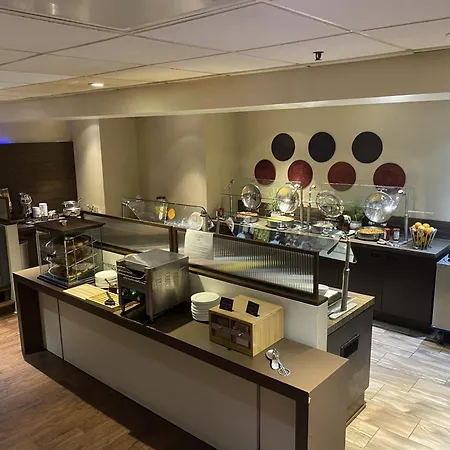 Saint John Harbourfront Hotel-2