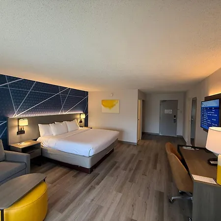 Comfort Inn & Suites Danbury-Bethel-3